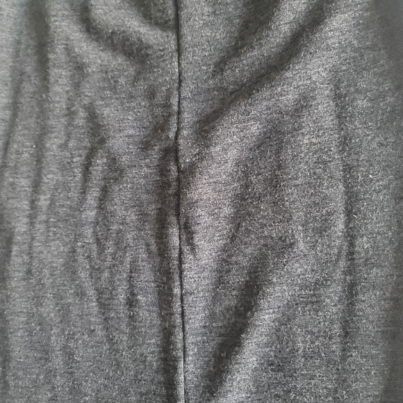 Roots Dark Grey Below Knee Active Skirt Size XS Vintage Mid-2000s - Picture 9 of 9